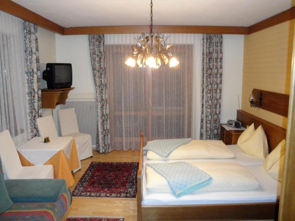 Pension & Appartement Steinwender Bad Kleinkirchheim Δωμάτιο φωτογραφία